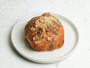 Hazelnut Rocher PAC