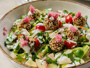 Falafel Salad