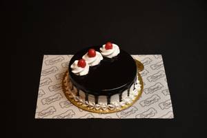 Black Forest Economy Cake