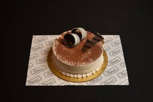 Tiramisu Cake