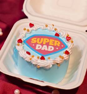 Super Dad Fathers day bento cakes