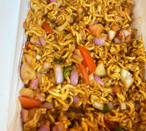 Maggi Bhel with Mango Tea
