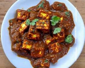 Paneer chilly (dry/gravy)