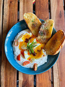 Turkish Eggs With Greek Yogurt