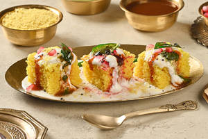 Fusion Dhokla Chaat