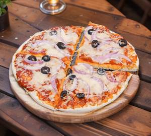 Onion Olive Pizza