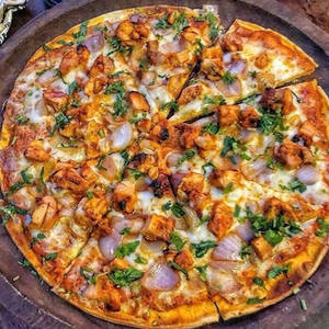 Tangy Paneer Pizza (9 Inch)