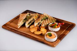 Pesto Sandwich