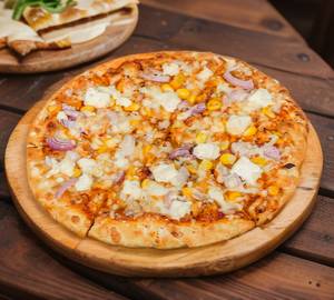 Paneer and corn pizza