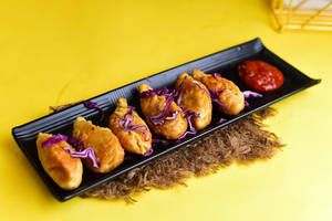 Crispy Fried Paneer Momos [6 Pieces]