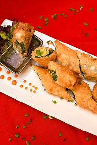 Veg Spring Roll (2 Pc)