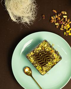 Real Dubai Kunafa Cake Box