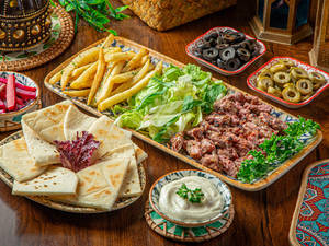 Open Laham Shawarma