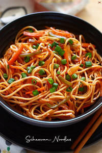 Veg Schezwan Noodles
