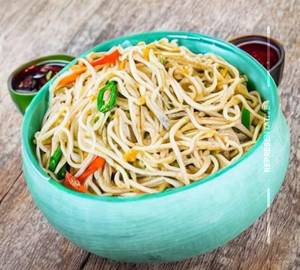 Hakka Noodles