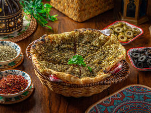 Cheese Garlic Zatar Naan