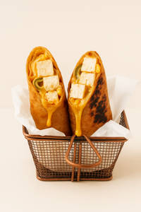 Cheese Melt Paneer Wrap