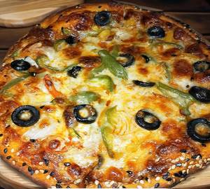Veg Supreme Pizza [8 Inches]