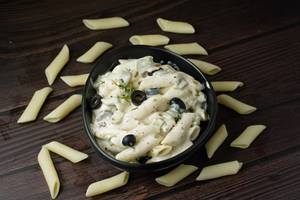 White Sauce Pasta