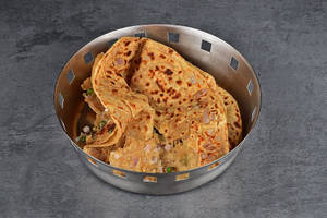Chilly Onion Khasta (6 Layers)