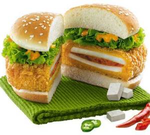 Veg Paneer Aloo Tikki Burger