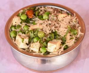 Shahi Pulao (served With Kheera Raita)