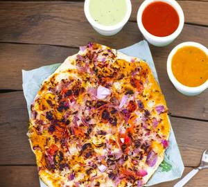 Butter onion uttapam