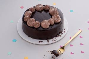 Chocolate Mousse Cake (Half Kg) (Eggless)
