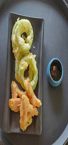 Veg Tempura [6 Pieces]