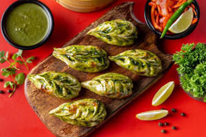 Veg Momos [6 Pcs]