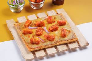 Schezwan Paneer Pizza