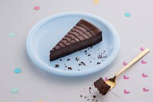Chocolate Cheesecake Slice