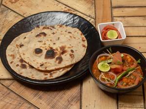 Chana masala + 2Roti