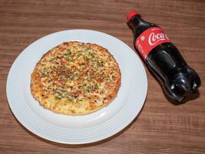 Corn pizza +soft drink