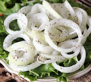 Creamy Onion Salad