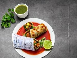 Chilly Paneer Roll