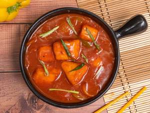 Chilli paneer  (gravy)