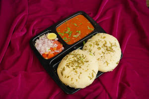 Chhole Kulche