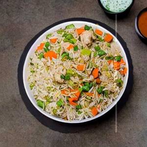 Tandoori chicken fried rice