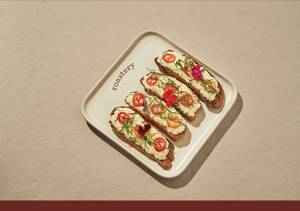 Cherry Tomato Buffalo Mozzarella Bruschetta