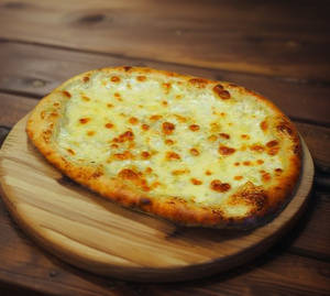 Cheese Veggie Garlic Bread