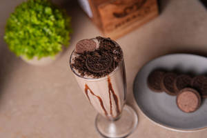 Oreo Punch Shake