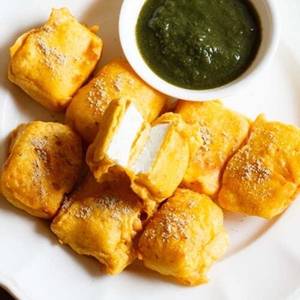 Paneer Pakoda (6 Pcs)
