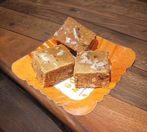 Kutchi Gulab Pak