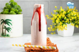 Strawberry Milkshake [300 Ml]
