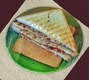 Sandwich Grilled (Veg Cheese)