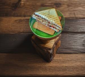 Sandwich Grilled (Veg Cheese Paneer)