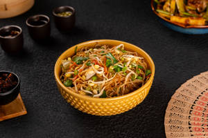 Veg Hakka Noodles