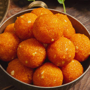 Boondhi Ladoo
