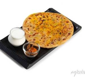 Aloo Paratha 2Pc With Curd And Pickle